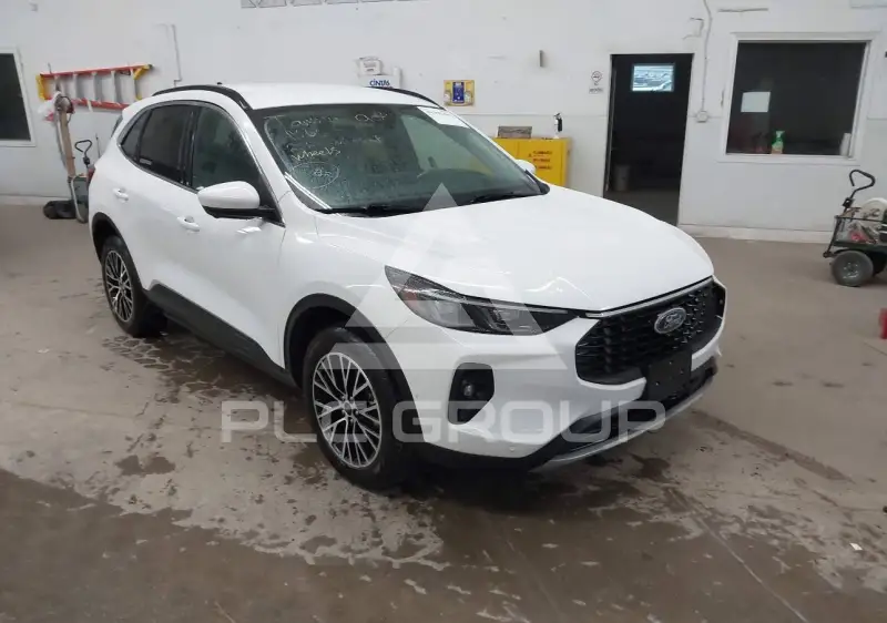 2023 Ford ESCAPE фото