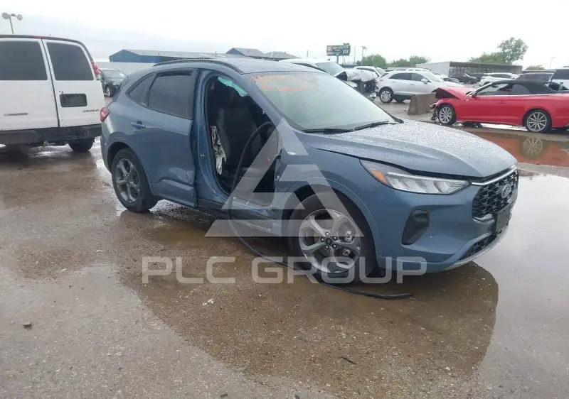 2023 Ford ESCAPE фото