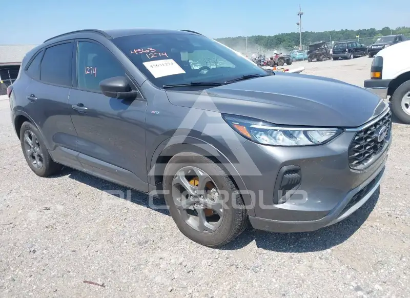 2023 Ford ESCAPE фото