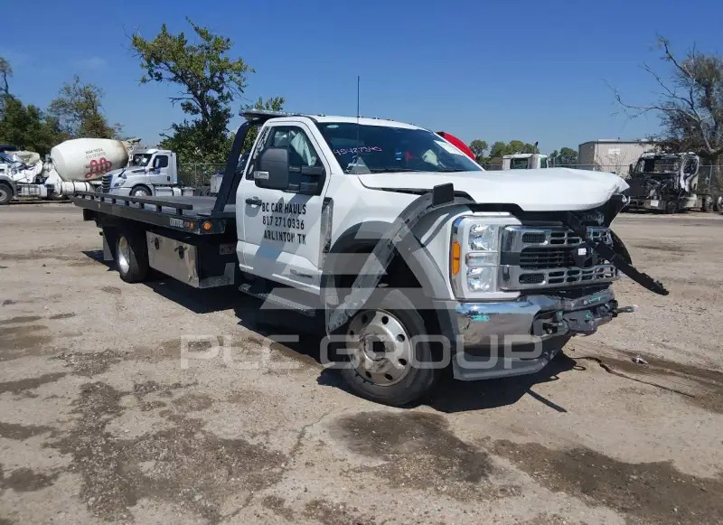 2023 Ford F-550 фото