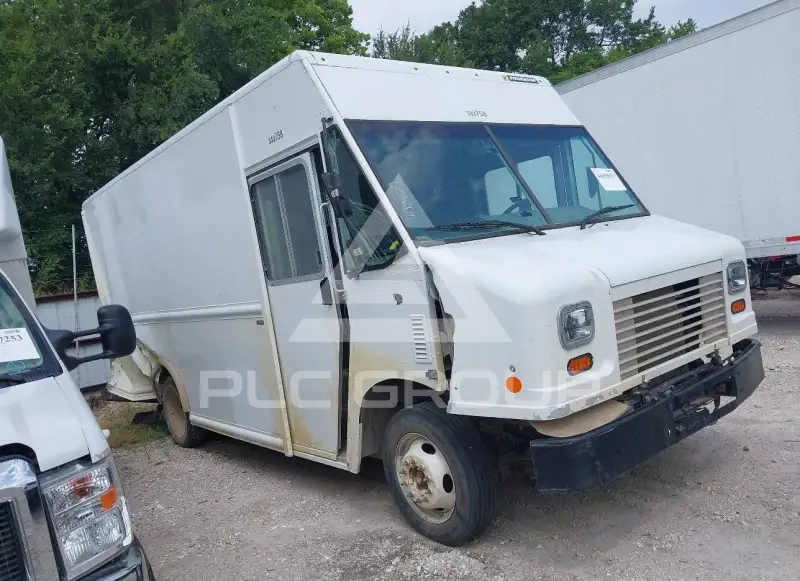 2023 Ford F-590 photo