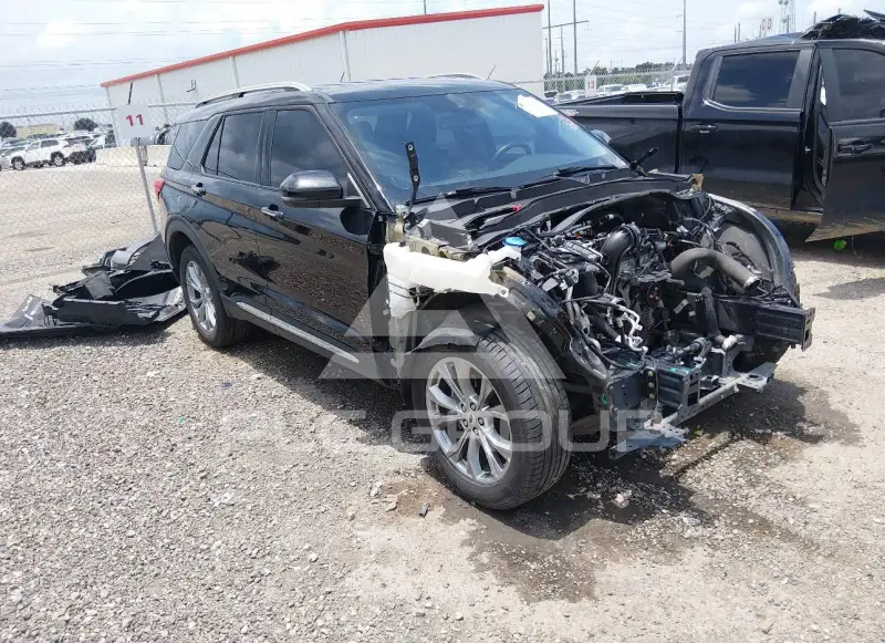 2023 Ford EXPLORER photo
