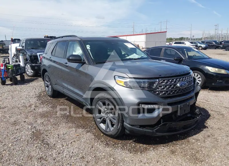 2023 Ford EXPLORER photo