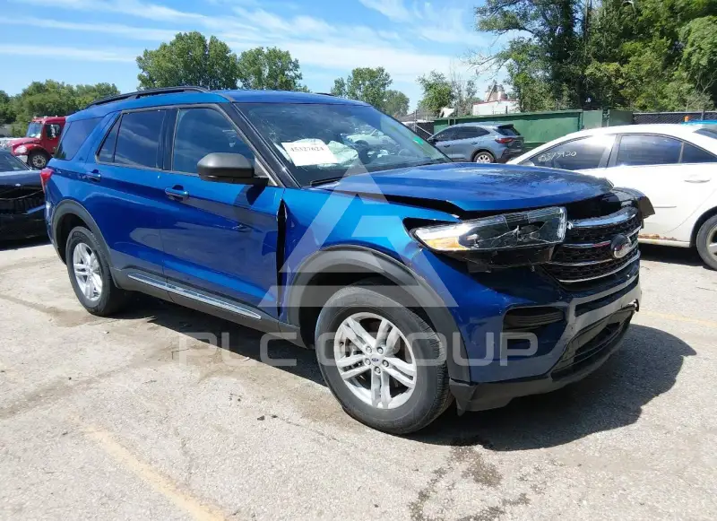 2023 Ford EXPLORER photo