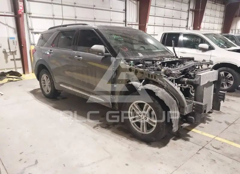 2023 Ford EXPLORER photo