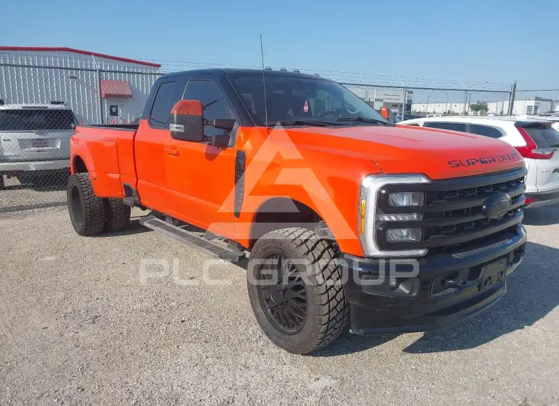 2023 Ford SUPERDUTY photo