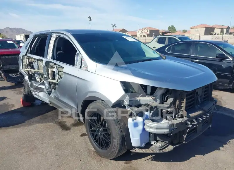 2023 Ford EDGE photo