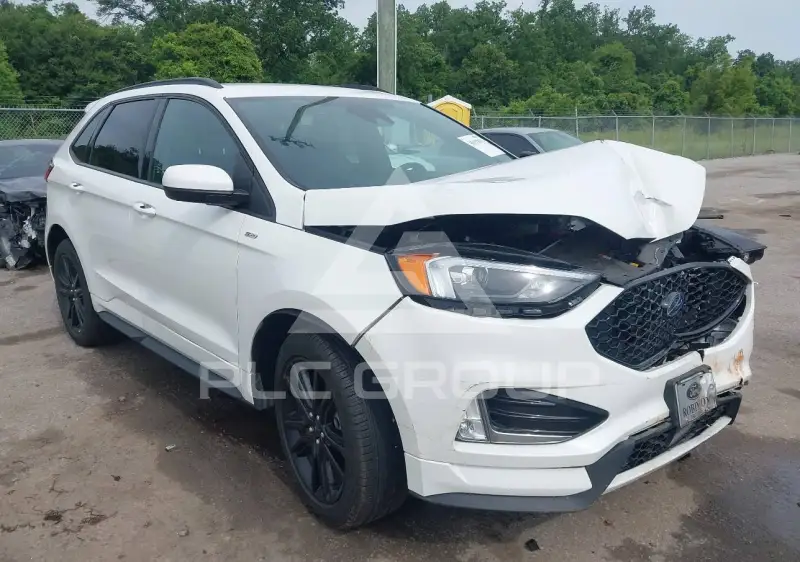 2023 Ford EDGE фото