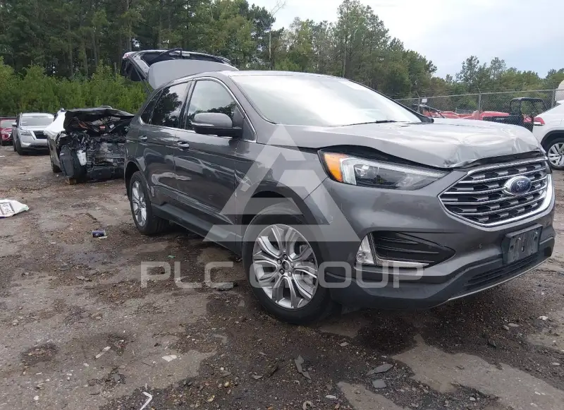 2023 Ford EDGE photo