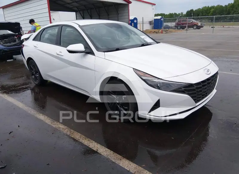2023 Hyundai Elantra фото