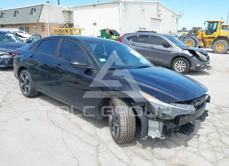 2023 Hyundai Elantra фото
