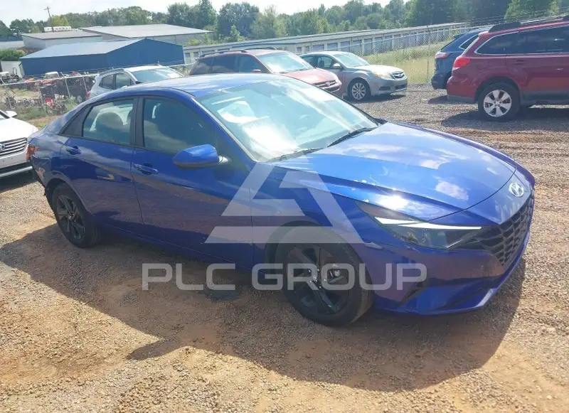 2023 Hyundai Elantra photo