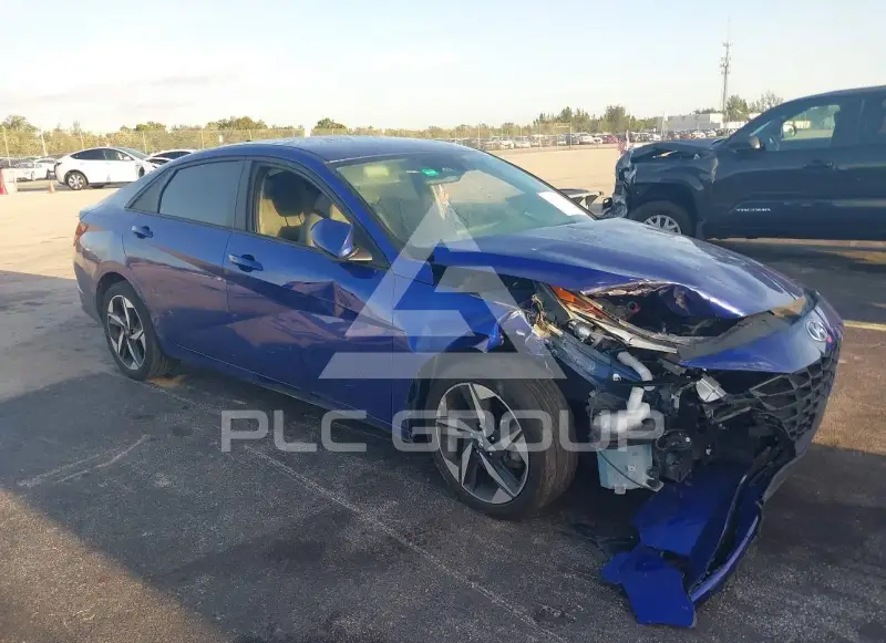 2023 Hyundai Elantra фото