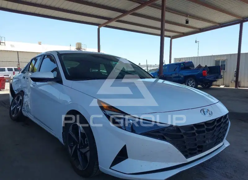 2023 Hyundai Elantra photo