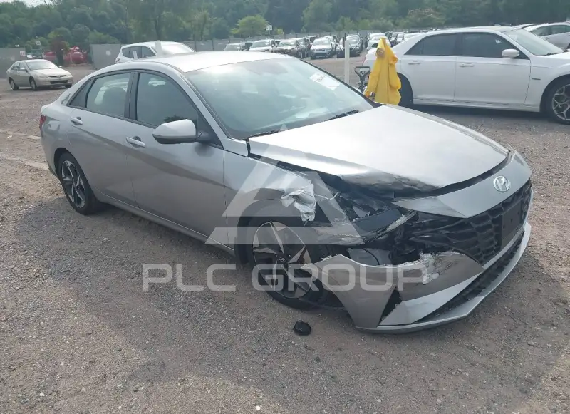 2023 Hyundai Elantra фото
