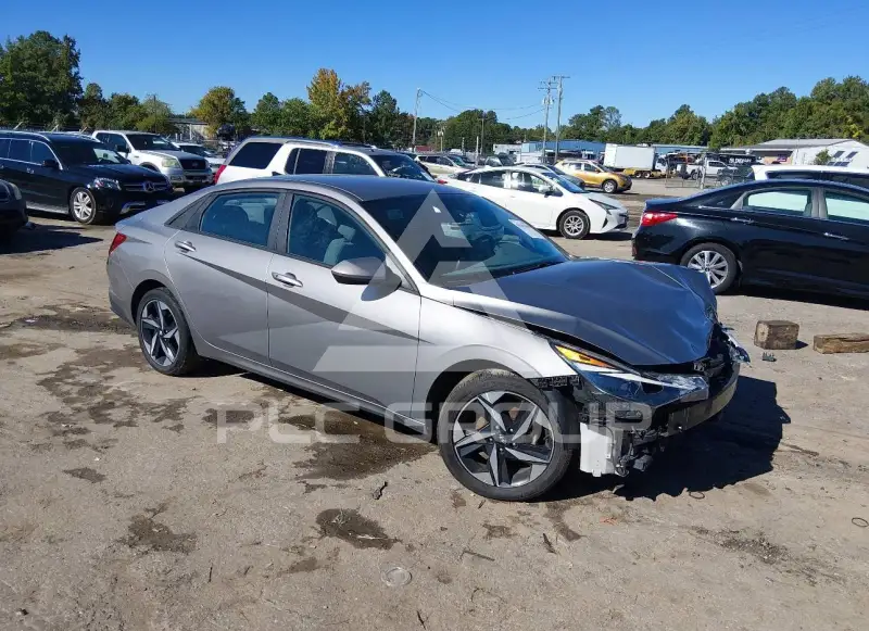2023 Hyundai Elantra photo