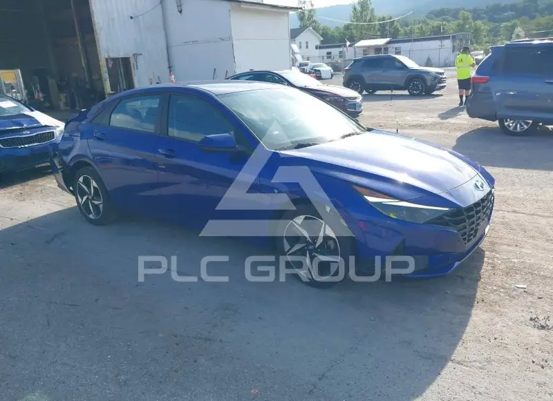 2023 Hyundai Elantra photo