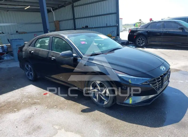 2023 Hyundai Elantra photo