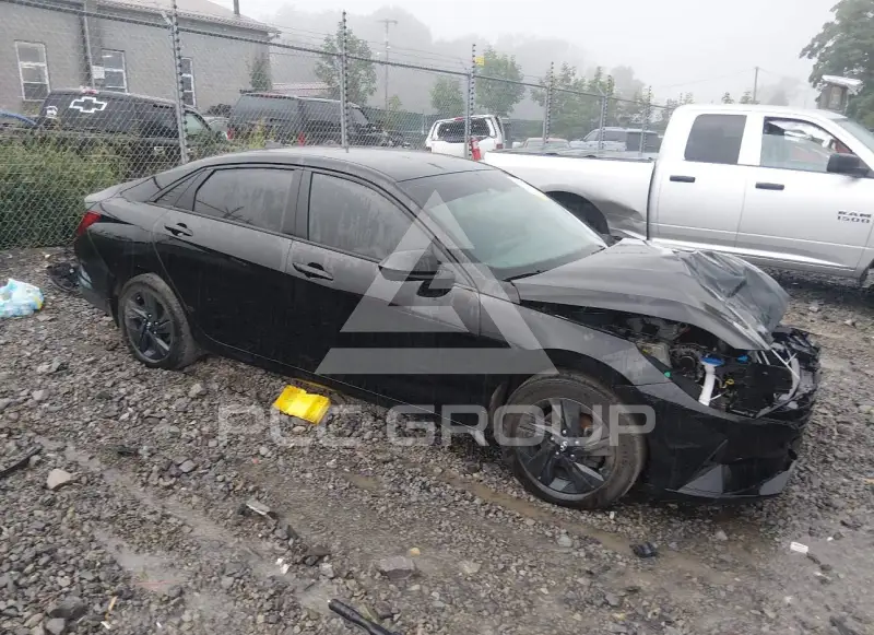 2023 Hyundai Elantra фото