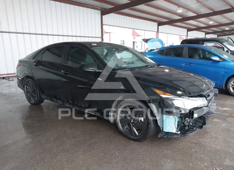 2023 Hyundai Elantra photo