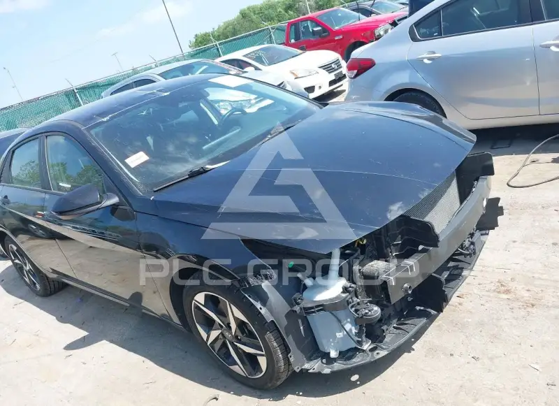2023 Hyundai Elantra фото