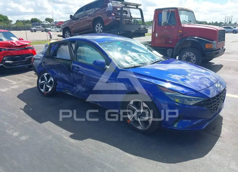 2023 Hyundai Elantra фото