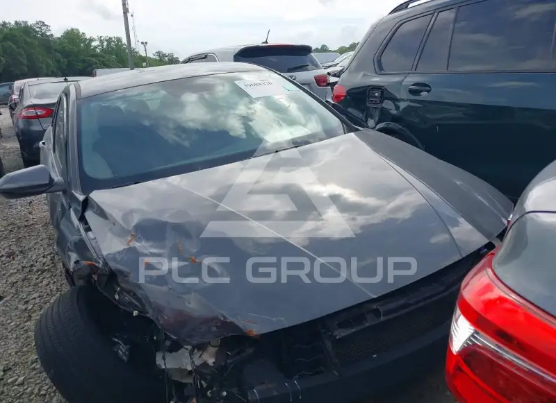 2023 Hyundai Elantra photo
