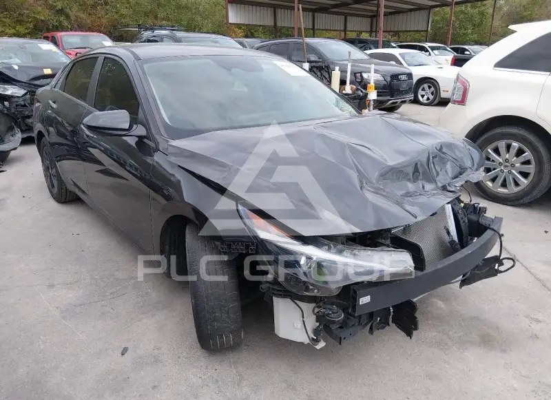 2023 Hyundai Elantra photo