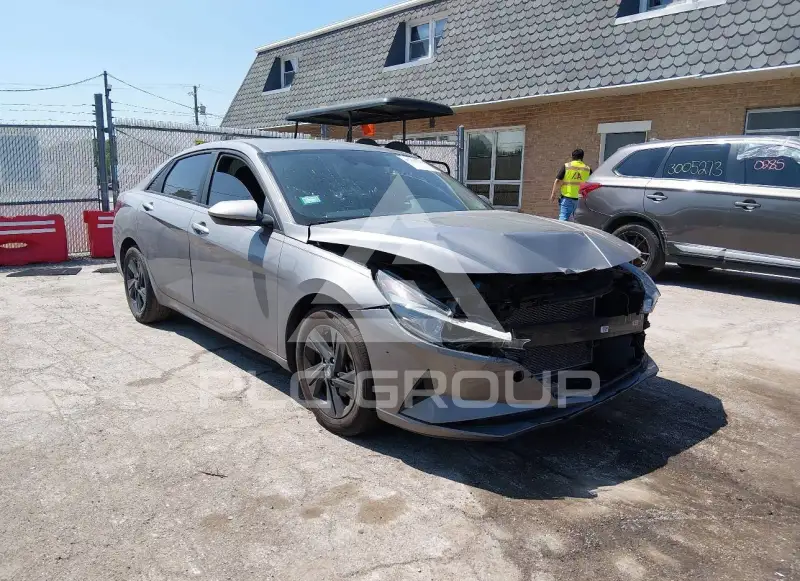 2023 Hyundai Elantra фото