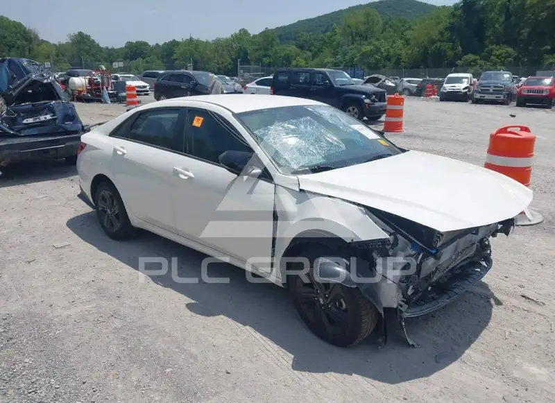 2023 Hyundai Elantra фото