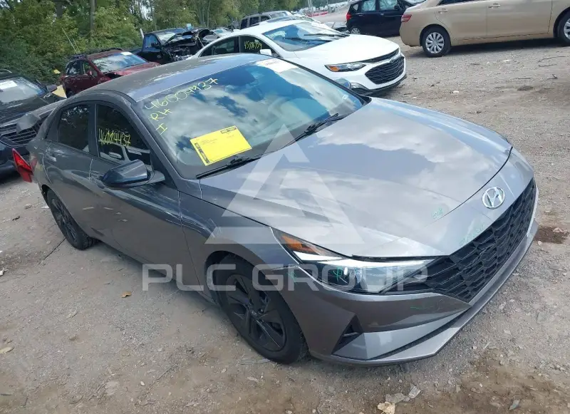 2023 Hyundai Elantra photo