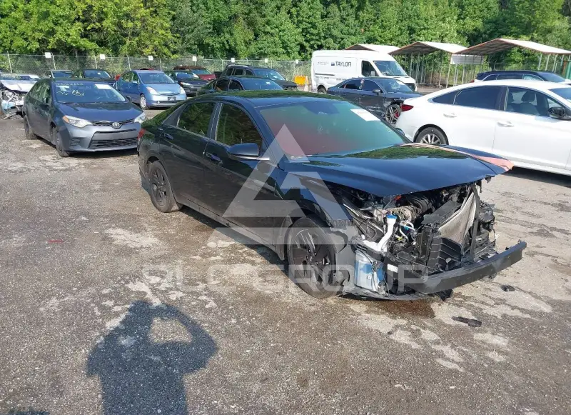 2023 Hyundai Elantra фото