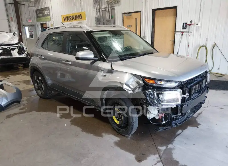 2023 Hyundai Venue фото