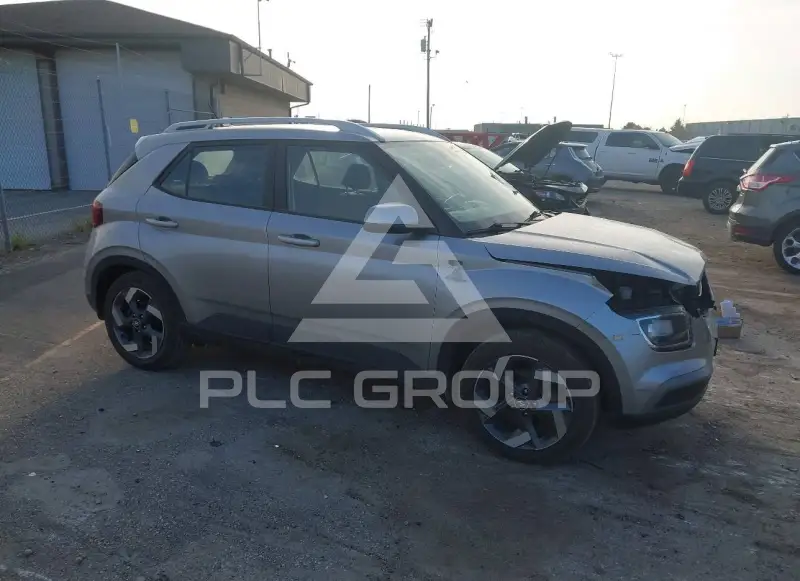 2023 Hyundai Venue фото