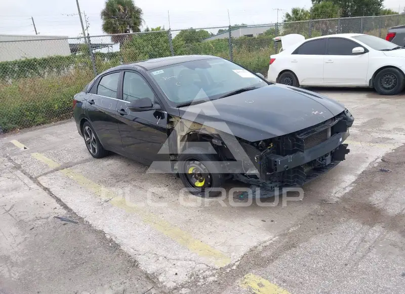 2023 Hyundai Elantra photo