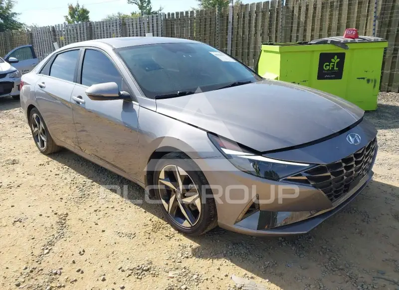 2023 Hyundai Elantra photo