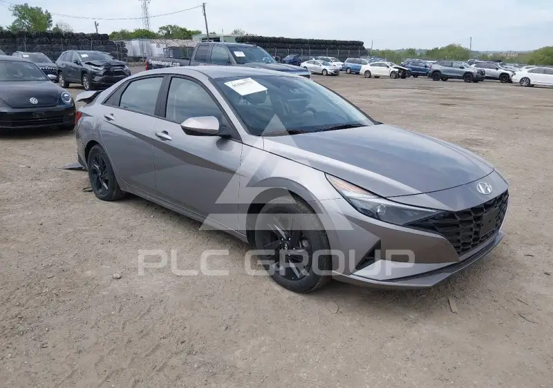 2023 Hyundai Elantra фото