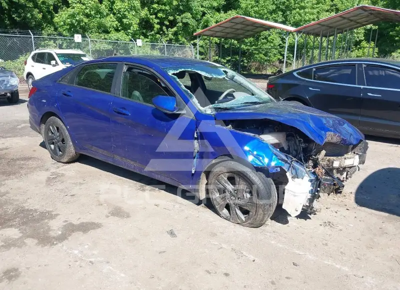 2023 Hyundai Elantra фото