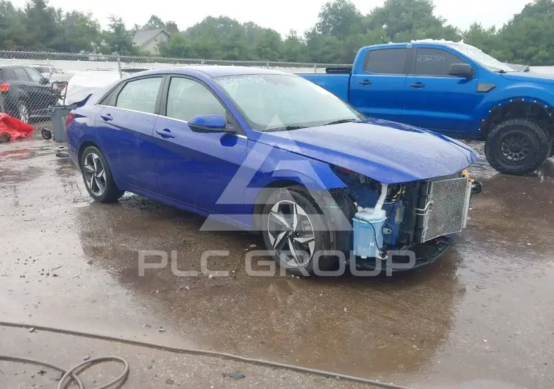 2023 Hyundai Elantra photo