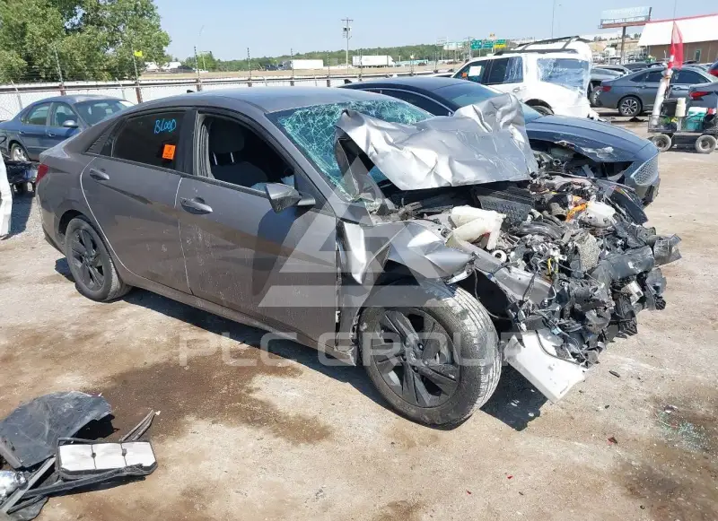 2023 Hyundai Elantra photo