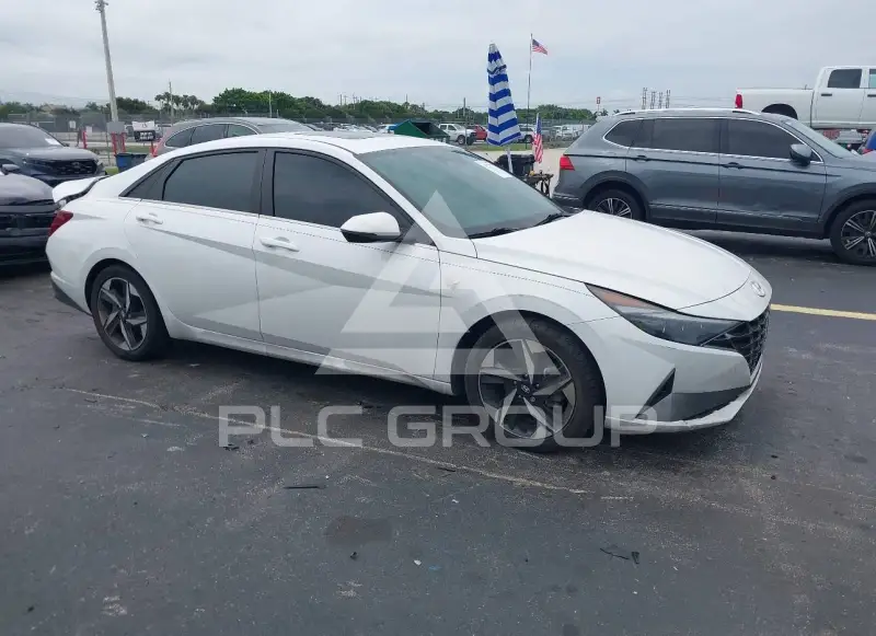 2023 Hyundai Elantra photo