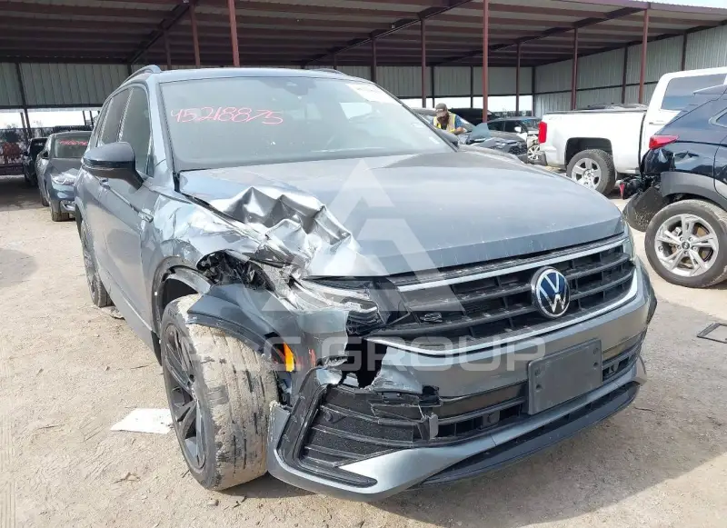 2023 Volkswagen Tiguan фото