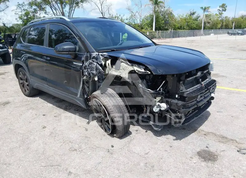 2023 Volkswagen Taos photo