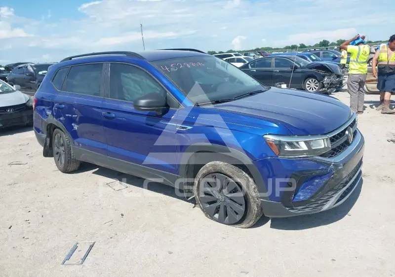 2023 Volkswagen Taos photo