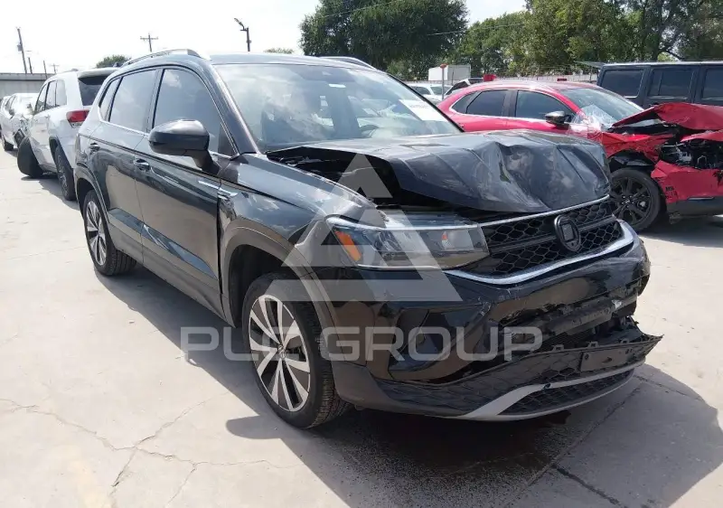 2023 Volkswagen Taos photo