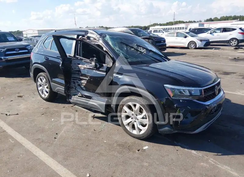 2023 Volkswagen Taos photo