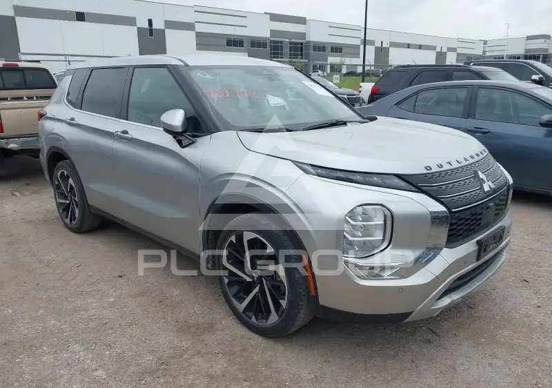 2024 Mitsubishi OUTLANDER фото