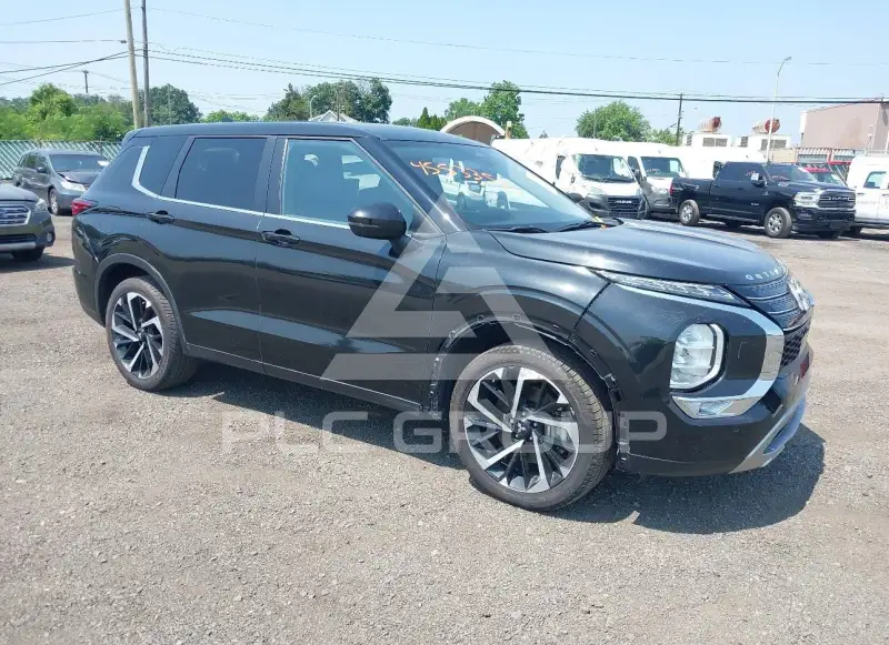 2024 Mitsubishi OUTLANDER фото