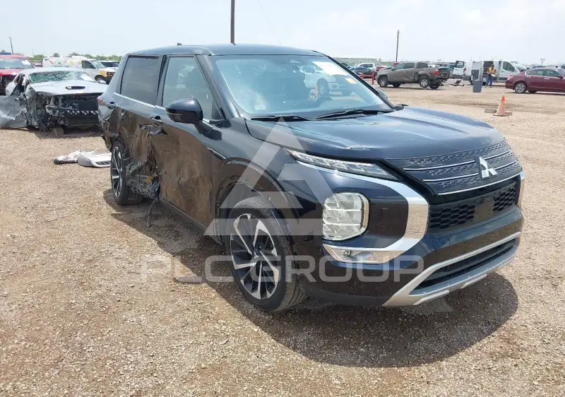 2024 Mitsubishi OUTLANDER фото