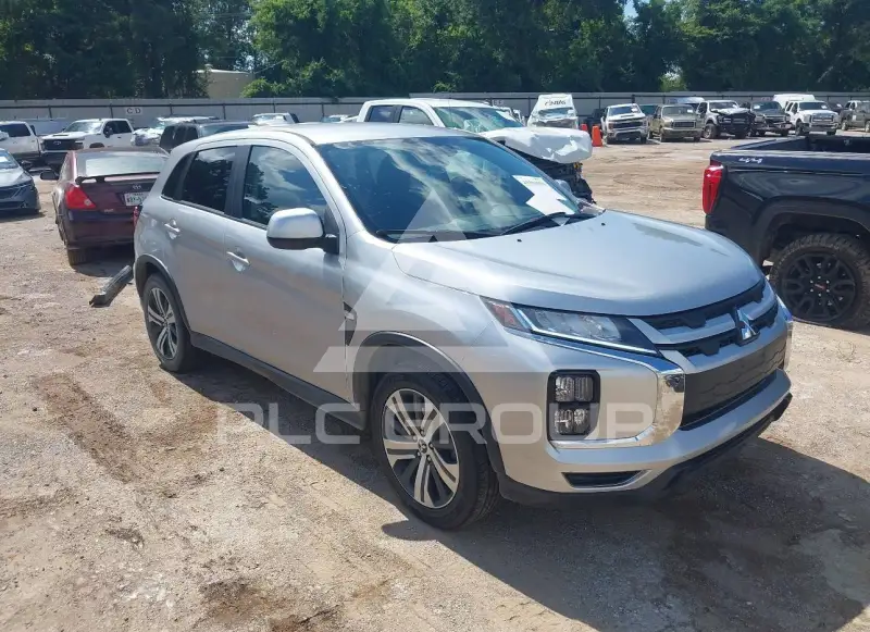 2024 Mitsubishi OUTLANDER photo